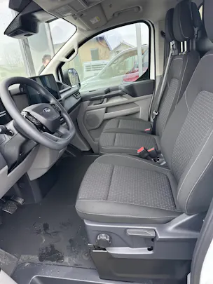 Ford Transit Custom Van 280 L2 2.0 EcoBl Trend/136CV/Aut.