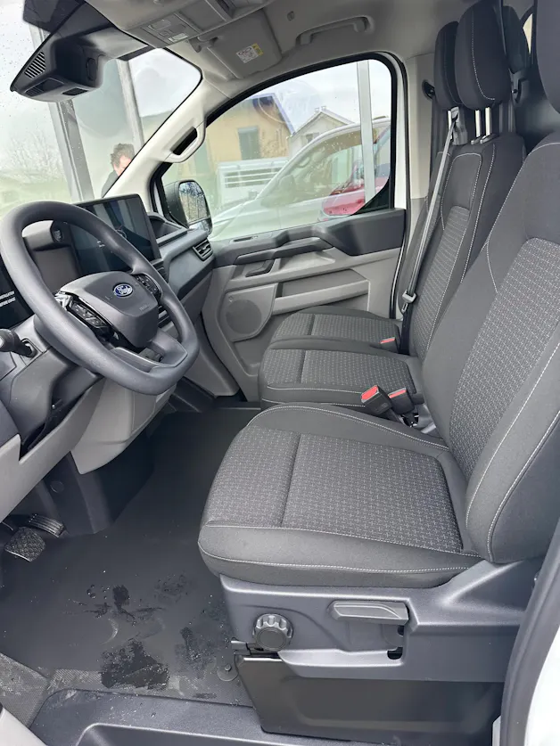 Ford Transit Custom Van 280 L2 2.0 EcoBl Trend/136CV/Aut.