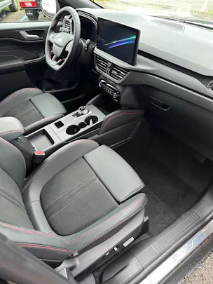 Ford Kuga 2.5 Hybrid ST-Line X 4x4 FHEV
