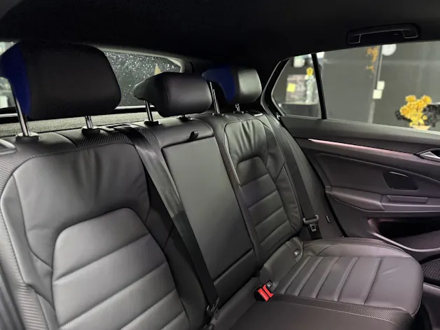 VW Golf 2.0TSI R 4M