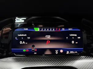 VW Golf 2.0TSI R 4M