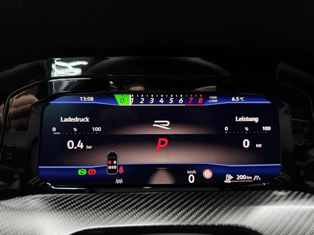 VW Golf 2.0TSI R 4M