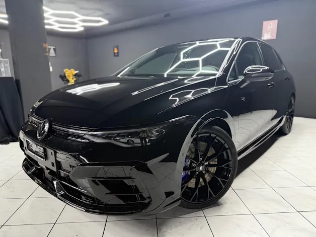 VW Golf 2.0TSI R 4M