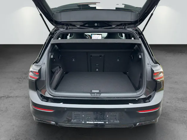 VW Golf 1.5 e TSI mHEV R-Line DSG