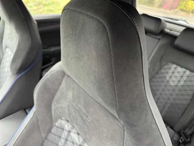 VW Golf 1.5 e TSI mHEV R-Line DSG
