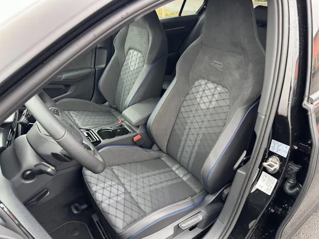 VW Golf 1.5 e TSI mHEV R-Line DSG