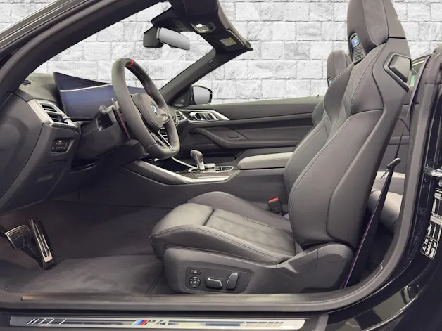 BMW M4 Cabrio Competition M xDrive