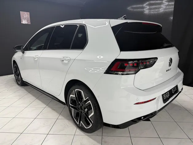 VW Golf 1.5 e TSI R-Line DSG