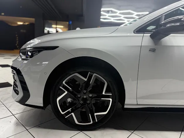 VW Golf 1.5 e TSI R-Line DSG