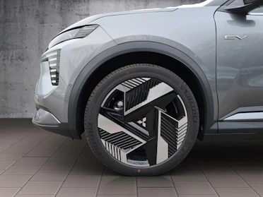 MITSUBISHI ECLIPSE CROSS 9