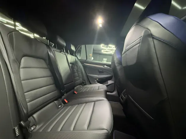 VW Golf 2.0TSI R 4M