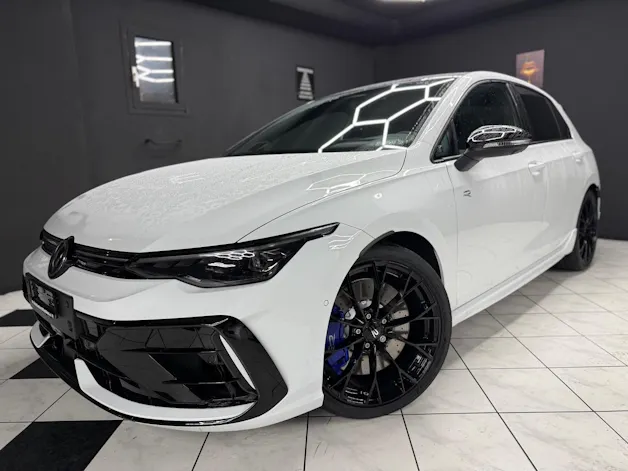 VW Golf 2.0TSI R 4M