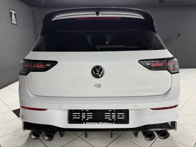 VW Golf 2.0TSI R 4M