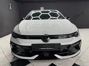 VW Golf 2.0TSI R 4M