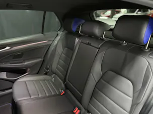 VW Golf 2.0TSI R 4M