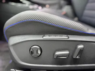VW Golf 2.0TSI R 4M
