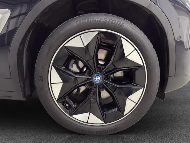 BMW iX3 Impressive