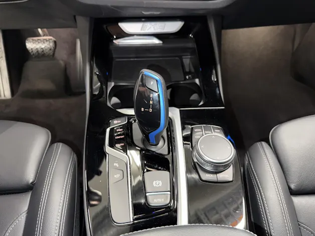 BMW iX3 Impressive