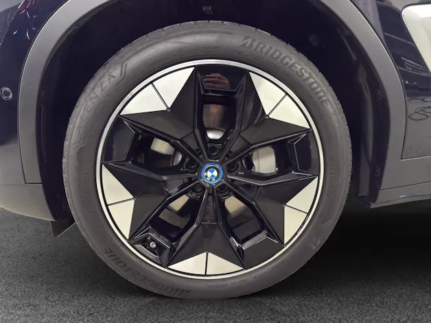 BMW iX3 Impressive