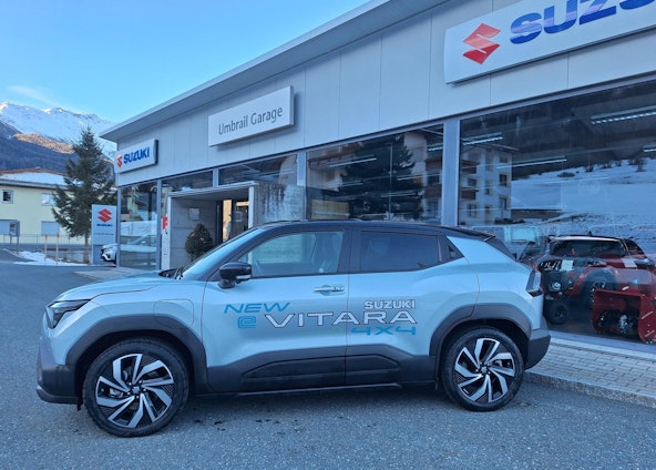 Vehicle image 3 Vehicle image 3