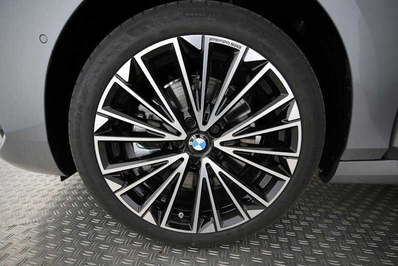 Vehicle image BMW 2 SERIES