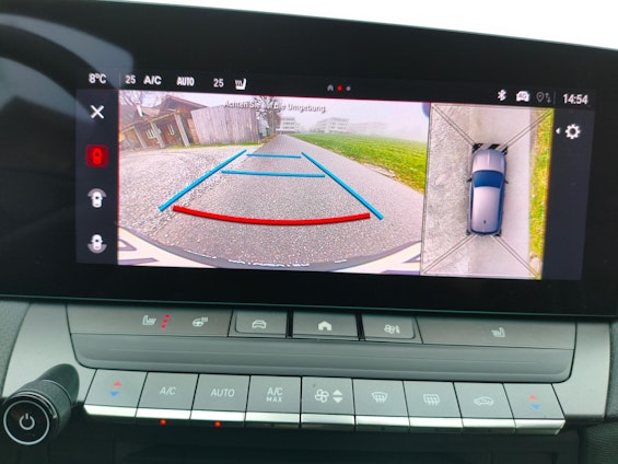 Vehicle image 7 Vehicle image 7