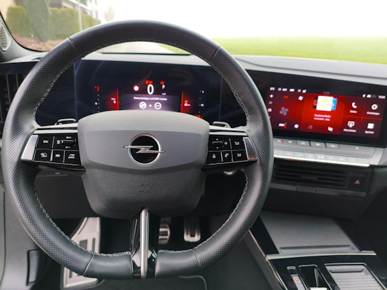 Vehicle image 5 Vehicle image 5