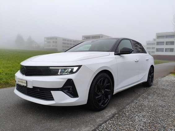 First vehicle image First vehicle image