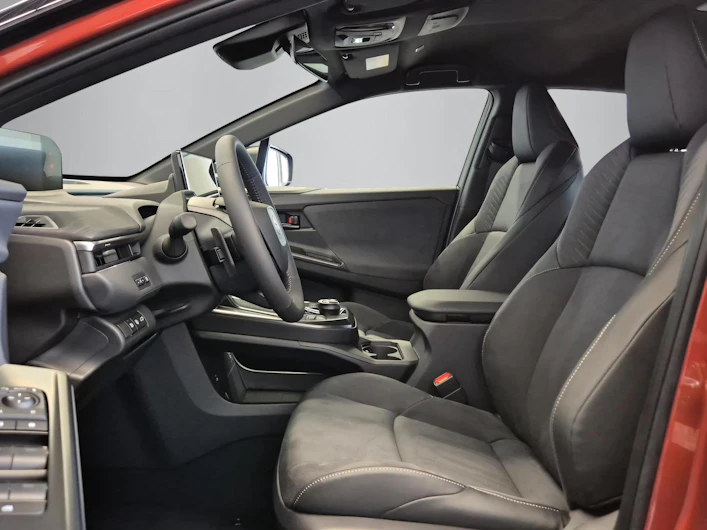 Fahrzeugbild TOYOTA C-HR+