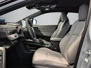 Toyota C-HR+ Premium AWD