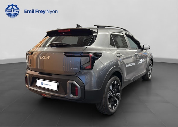 Vehicle image 5 Vehicle image 5