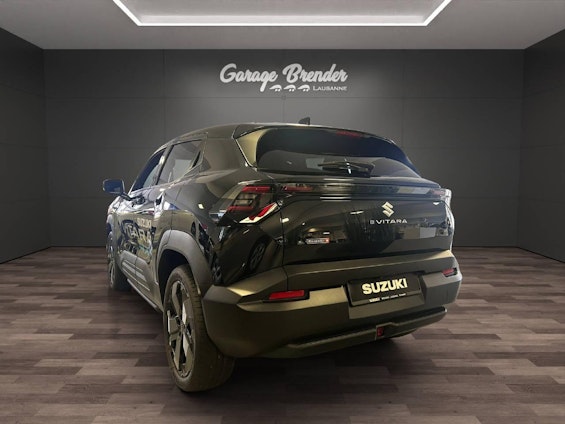 Vehicle image 5 Vehicle image 5