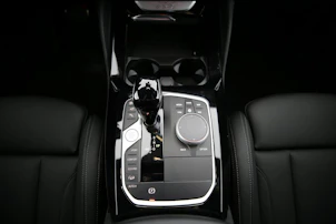 Fahrzeugbild BMW X4 30i xDrive SAG