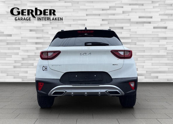 Vehicle image 3 Vehicle image 3