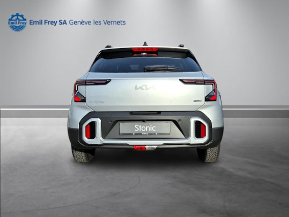 Vehicle image 11 Vehicle image 11