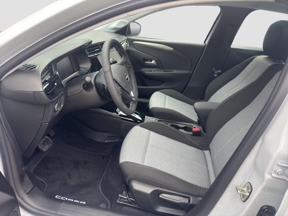 Vehicle image 10 Vehicle image 10