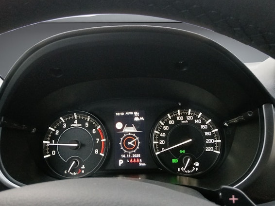 Vehicle image 9 Vehicle image 9