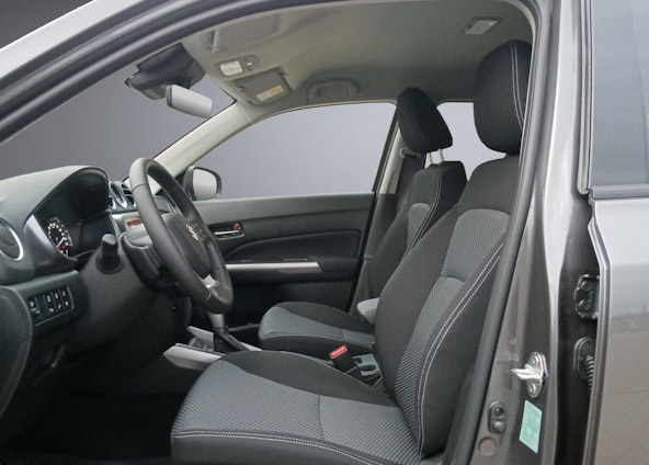 Vehicle image 8 Vehicle image 8