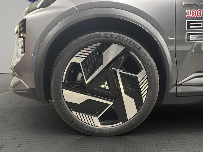 Vehicle image MITSUBISHI ECLIPSE CROSS