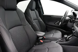 Toyota Yaris 1.5 VVT-i HSD Premium