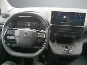 Toyota PROACE CITY Van L2 52KWh Active