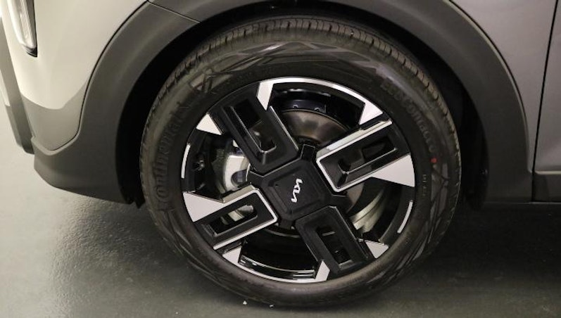 Vehicle image KIA STONIC