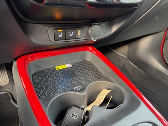 Vehicle image 12 Vehicle image 12