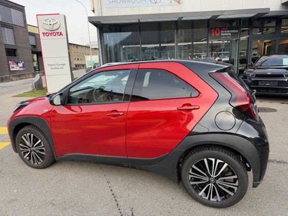 Vehicle image 7 Vehicle image 7