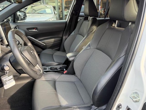 Vehicle image 13 Vehicle image 13