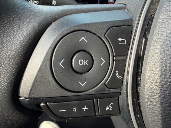 Vehicle image 15 Vehicle image 15