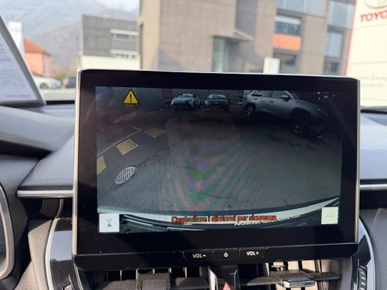 Vehicle image 18 Vehicle image 18