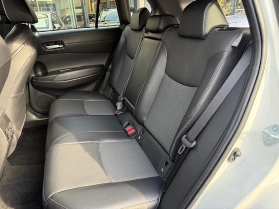 Vehicle image 10 Vehicle image 10