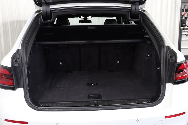 Vehicle image BMW 5 SERIES