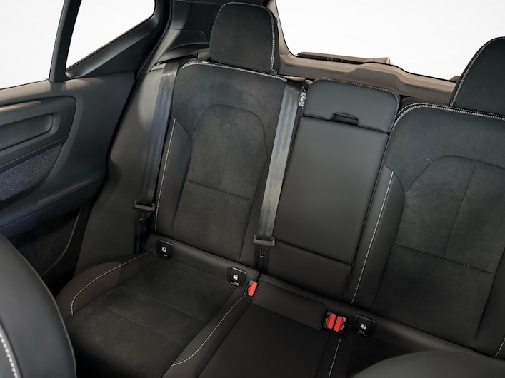 immagine del veicolo VOLVO XC40